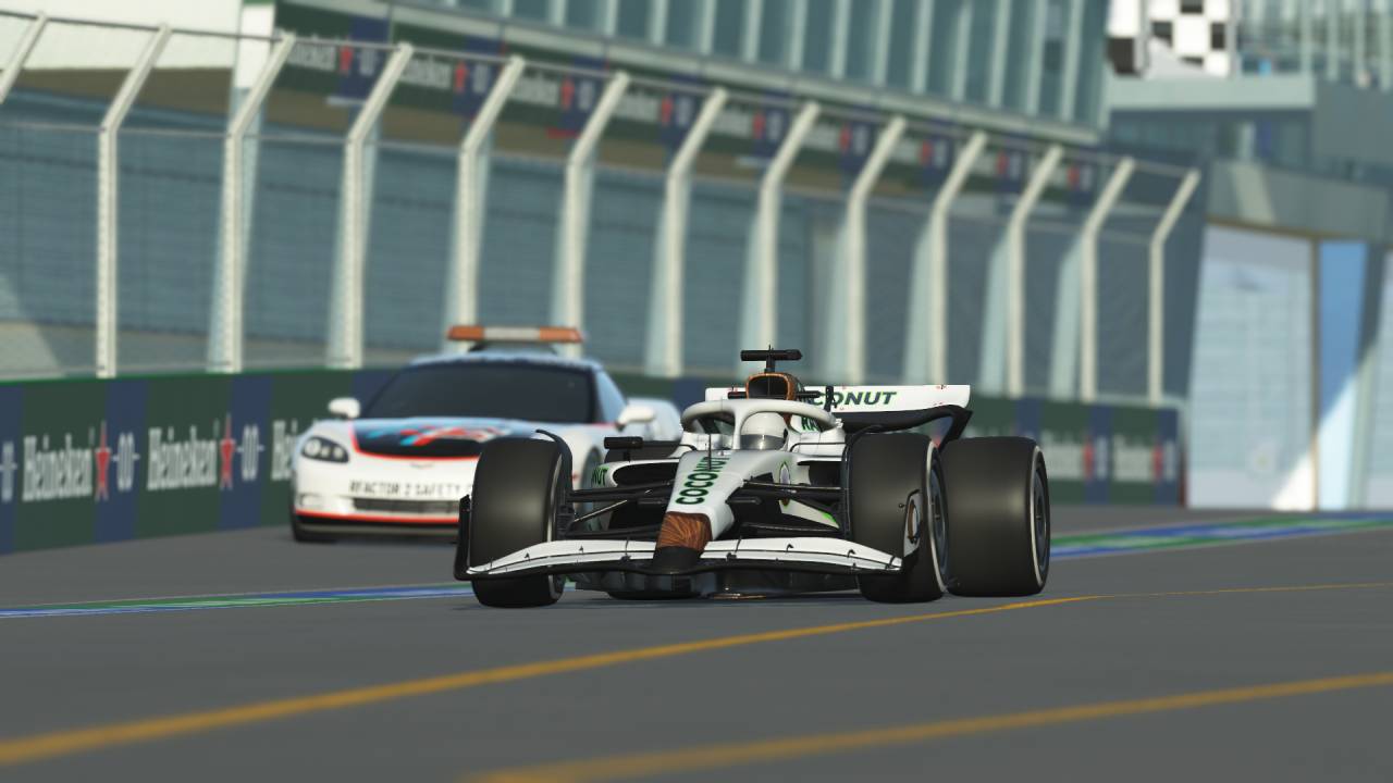 Racing action through Suzuka's S-curves